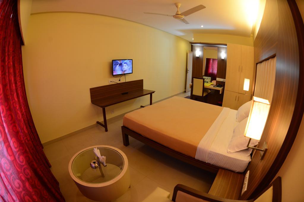 Hotel Ayush International Mangalore Exterior foto